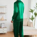 Long pyjama vert en soie pour homme