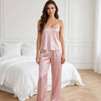 Pyjama en soie rose pour femme